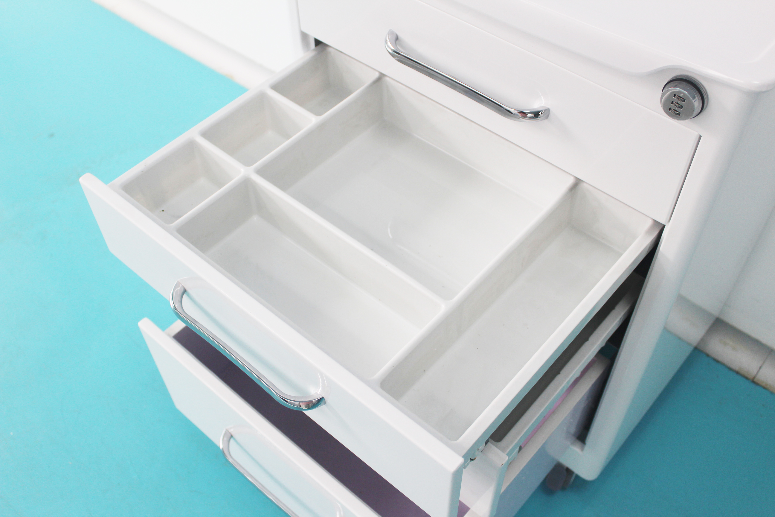 L4 Cold-Rolled Steel Four-Drawer Mobile Cabinet 4