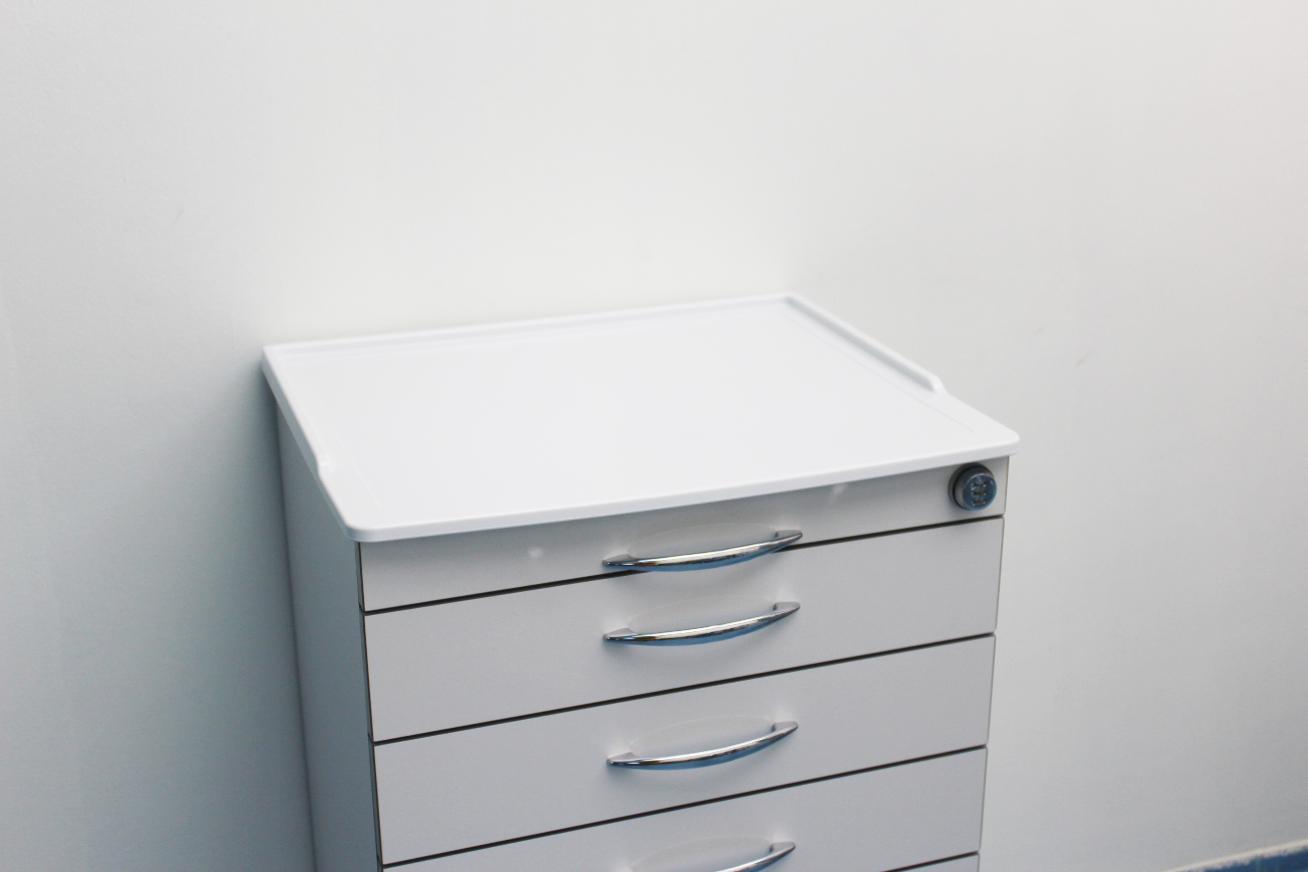 G14 Five-Drawer Mobile Cabinet - Medical Side Cabinet 2